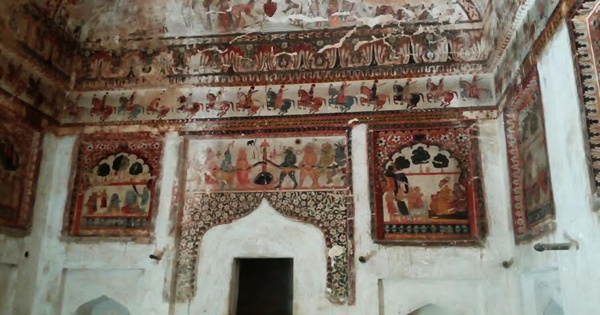 Orchha Fort Painting