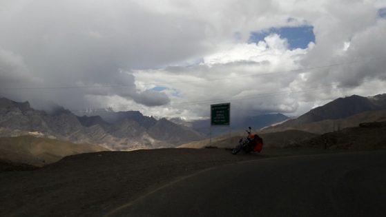 Vidhi Malla Ohri, solo biker from Leh to Delhi and back