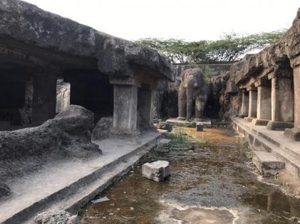 Shivleni caves temple of Ambejogai 